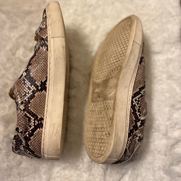 J slides women’s sneakers - Picture 2 of 3